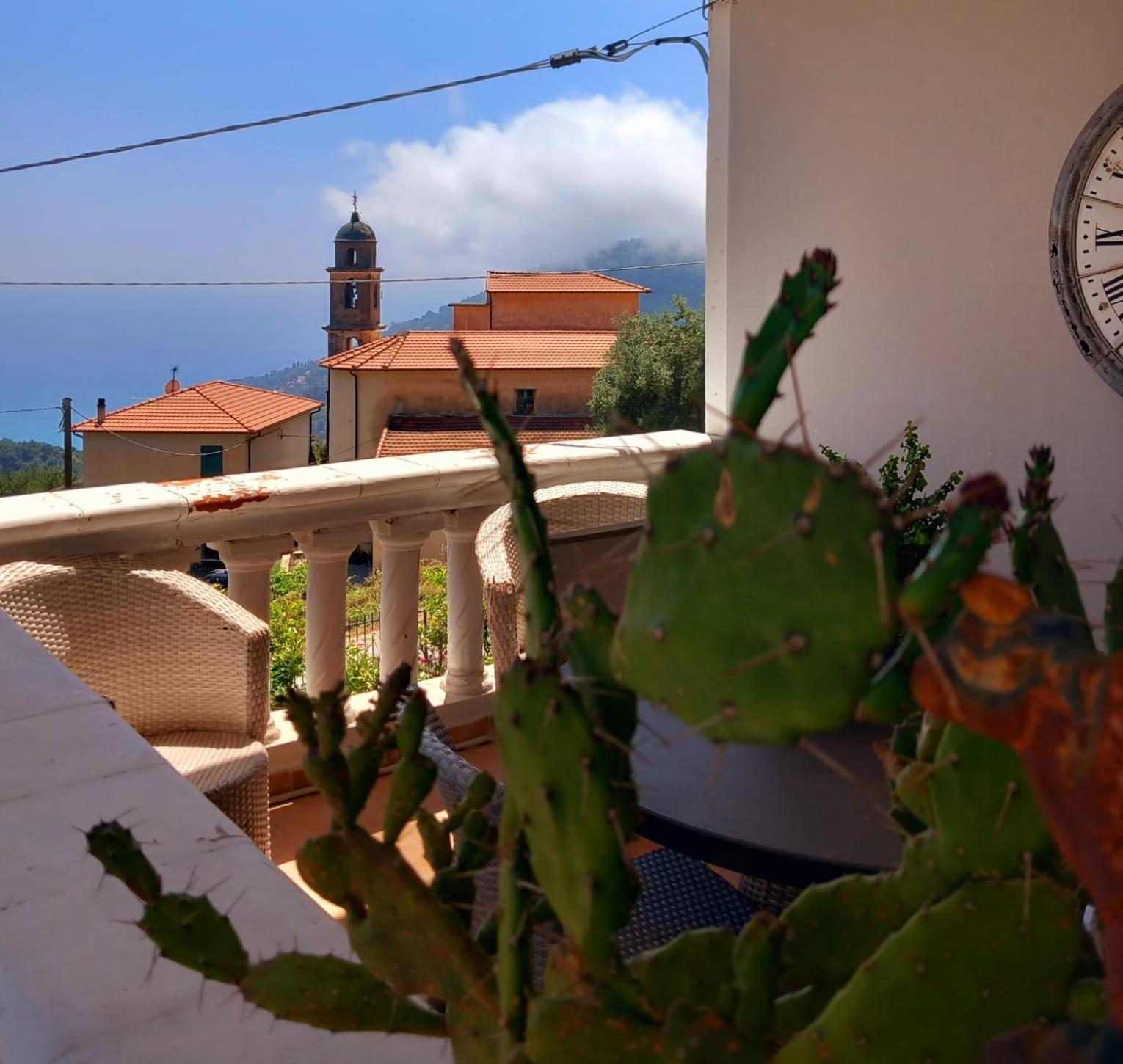 Dolci Risvegli Appartamento Vista Mare Ventimiglia Phòng bức ảnh